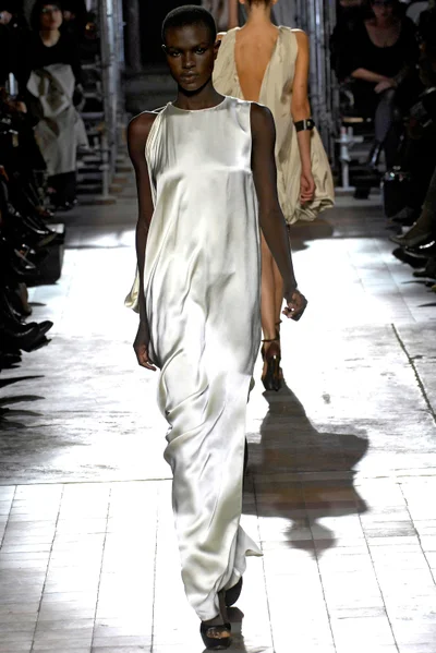 Look 54